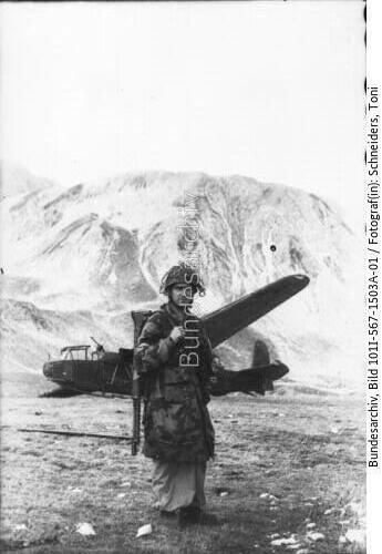 Gran Sasso, Fallschirmjäger vor Lastensegler