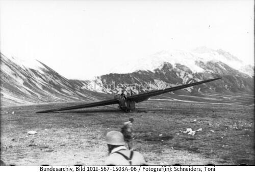 Gran Sasso, Lastensegler DFS 230 C-1