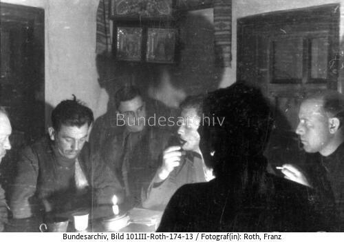 Russland, Charkiw, Kurt Meyer mit Stab (?)