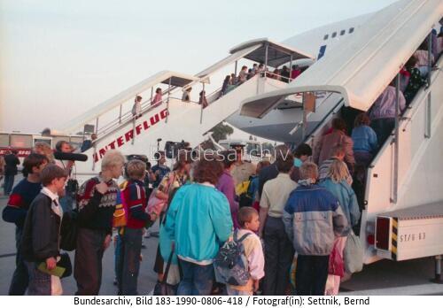 Berlin-Schönefeld, erste Lufthansa-Landung