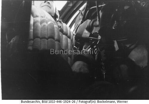 Mittelmeerraum, Flugzeug Fw 200, Bordschütze