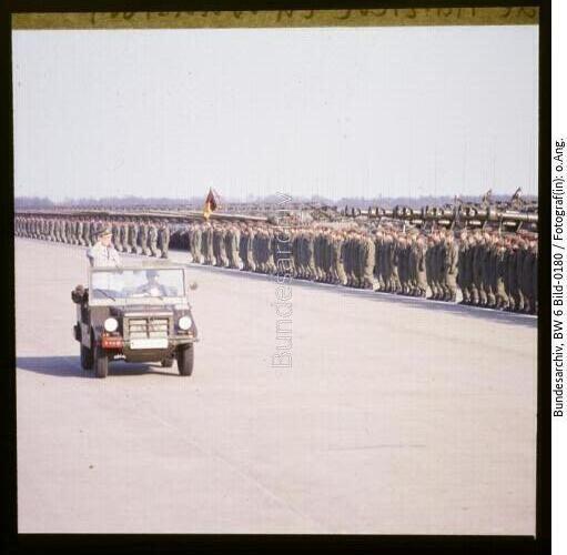 Wunstorf, Parade, Verabschiedung General de Maizière