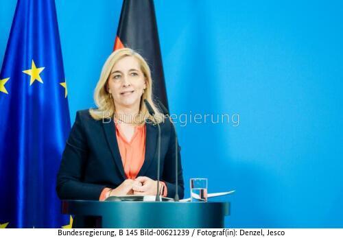 BM Nina Warken: Pressekonferenz zur Reform des Rechts der Nachrichtendienste 2026