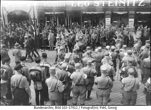 Gera, Gautag der NSDAP, SA-Vorbeimarsch