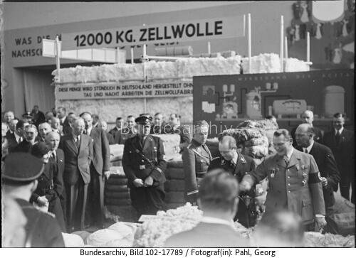 Berlin, Textilschau, Hermann Göring
