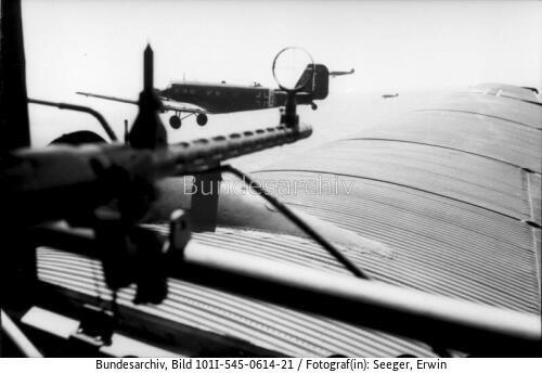 Nordafrika, Flugzeug Ju 52 mit MG