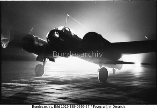 Frankreich, Flugzeug Ju 88