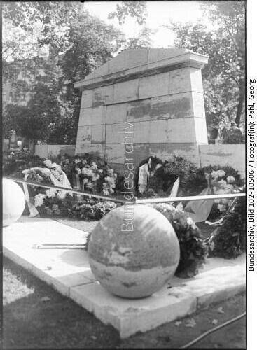 Berlin, Grabmal von Gustav Stresemann