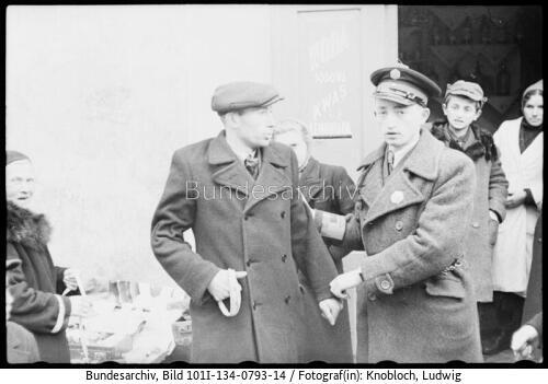 Polen, Ghetto Warschau, Festnahme eines Mannes (?)