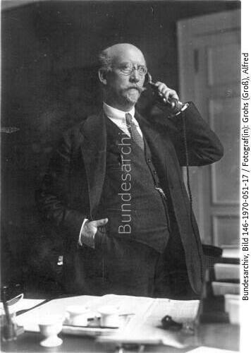 Berlin, Philipp Scheidemann