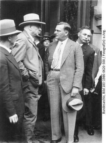 Berlin, nach Landtagssitzung, Otto Braun, Adolf Grimme