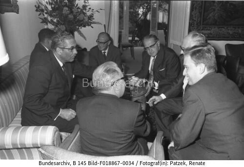 Bonn, Minister aus Südamerika im Bundestag