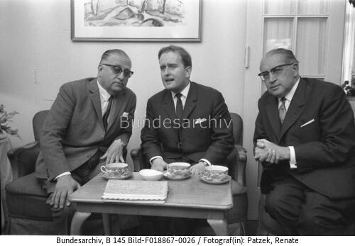 Bonn, Minister aus Südamerika im Bundestag
