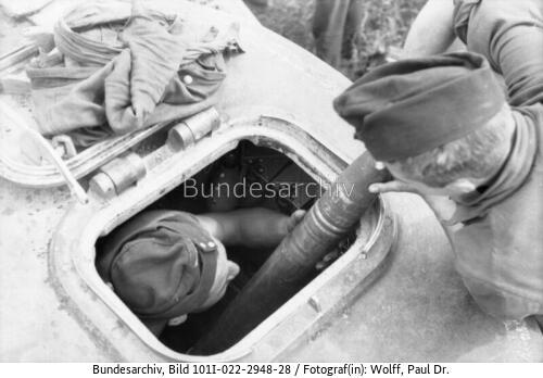 Russland, Panzer VI (Tiger I), Munition