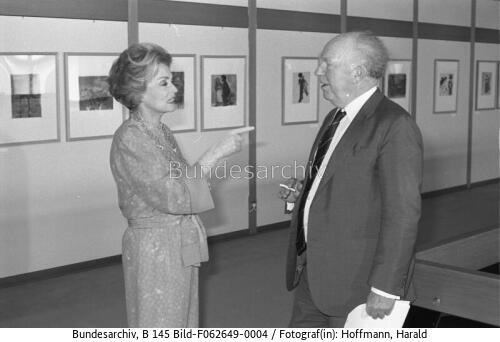 Lilli Palmer interviewt Helmut Schmidt