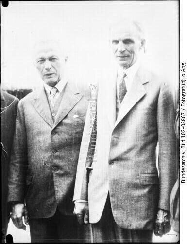 Hugo Junkers und Henry Ford
