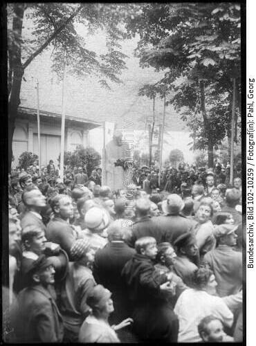 Berlin, Zille-Denkmal, Enthüllung