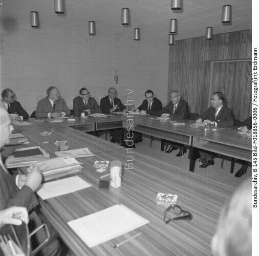 Bonn, Schmücker mit Minister aus den Niederlanden
