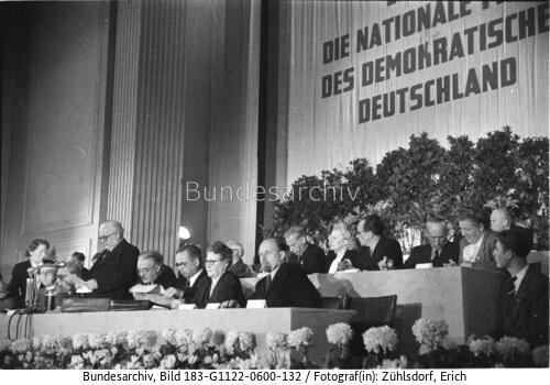 Berlin, DDR-Gründung, Konstituierung Volkskammer