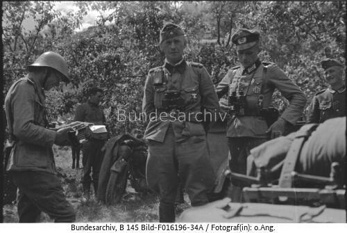 Am Dnjestr, Oberstleutnant von Ahlfen