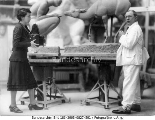 Berlin, Yva, Hugo Lederer