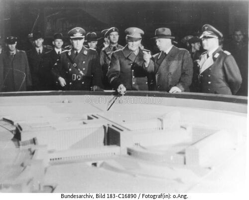 Berlin,  Modell des Flughafens Berlin-Tempelhof