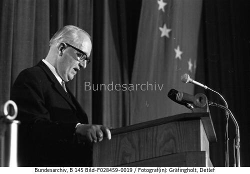 Robert-Schuman-Preis, Verleihung an Walter Hallstein