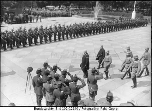 Berlin, Verfassungsfeier, Reichswehr-Ehrenkompanie