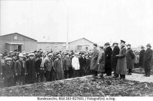 KZ Esterwegen, Rudolf Diels vor Häftlingen