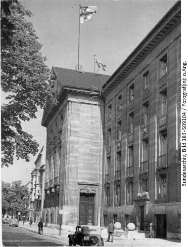 Berlin, "Bendlerblock" / OKM