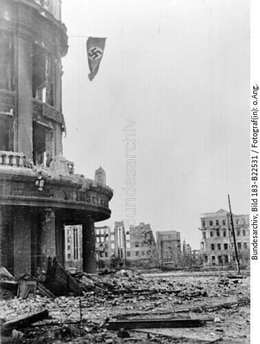<span class="match">Stalingrad</span>, Ruine Warenhaus