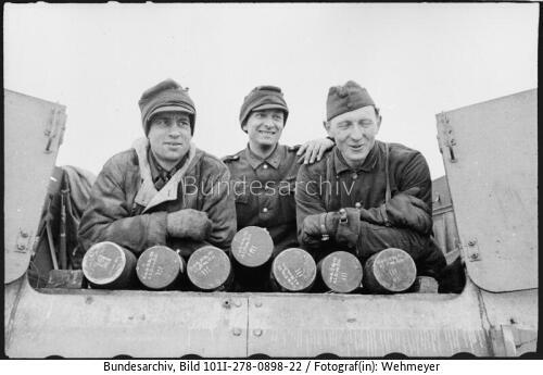 Russland, Panzerhaubitze <span class="match">Hummel</span>