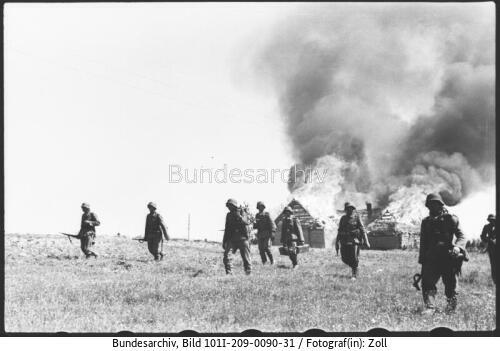 Russland-Nord, Infanterie auf Feld