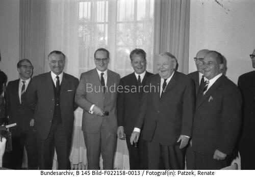 Bonn, Kanzleramt, Deutschlandgespräch Parteien
