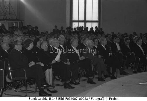 Frankfurt/Main, Friedenspreis an Tillich