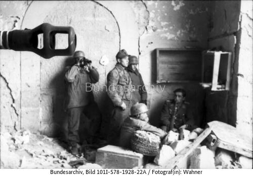 Monte <span class="match">Cassino</span>, Fallschirmjäger in Gebäude