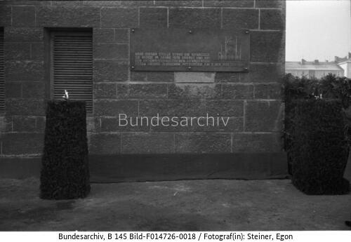 Bonn, Rheinbrücke, Gedenktafel-Enthüllung
