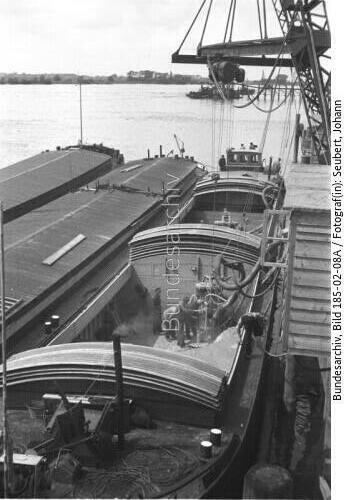 Bremen, U-Bootbunker "Valentin", Schiffstransport