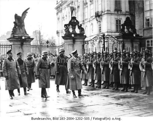 Prag, Burg, Besuch Adolf Hitler