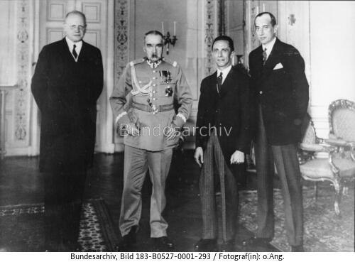 Warschau, Moltke, Pilsudski, Goebbels, Beck