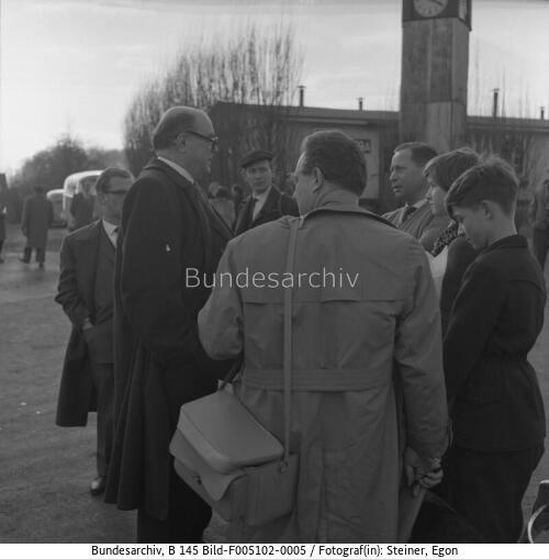 Lager Friedland, Sefton Delmer, Kriegsheimkehrer