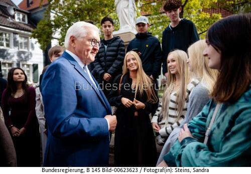 Bundespräsident Frank-Walter Steinmeier auf "Ortszeit" in Hattingen 2026