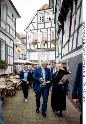 Bundespräsident Frank-Walter Steinmeier auf "Ortszeit" in Hattingen 2026