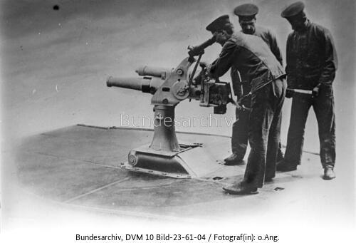 Versenkbares 7,5cm-U-Boot-Geschütz