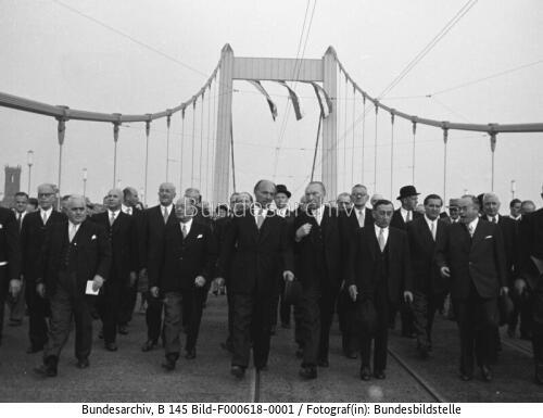 Köln, Einweihung der Köln-Mühlheimer Brücke