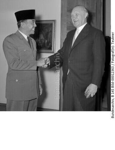 Indonesischer Präsident Sukarno in Bonn 1956