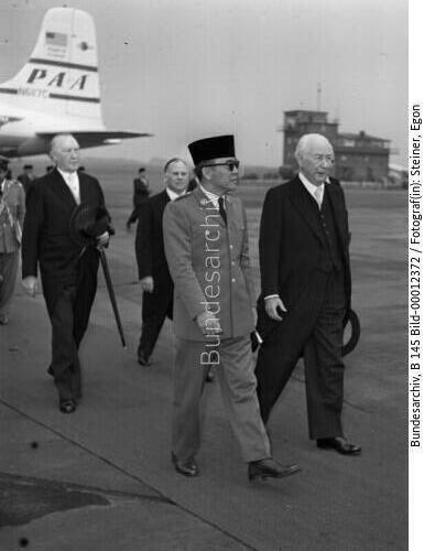 Indonesischer Präsident Sukarno in Bonn 1956