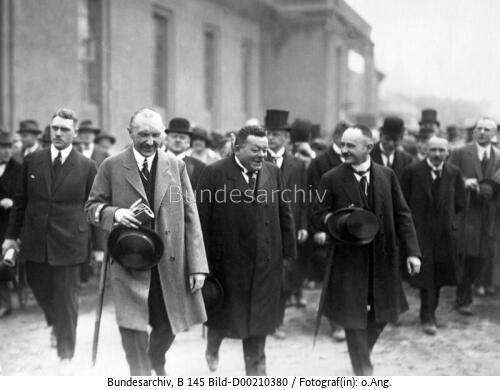 Köln, Messe-Eröffnung, Adenauer, Ebert, Marx