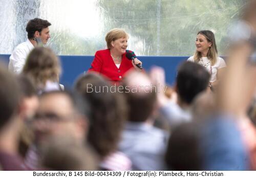 Bundeskanzlerin Angela Merkel beim Tag der offenen Tür der Bundesregierung 2019
