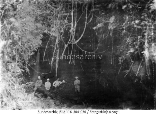 Kamerun, Kamerungebirge, Grotte